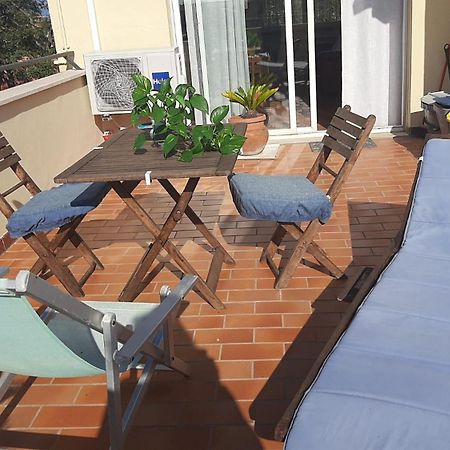 La Terrazza Sul Faro Fiumicino Exterior foto