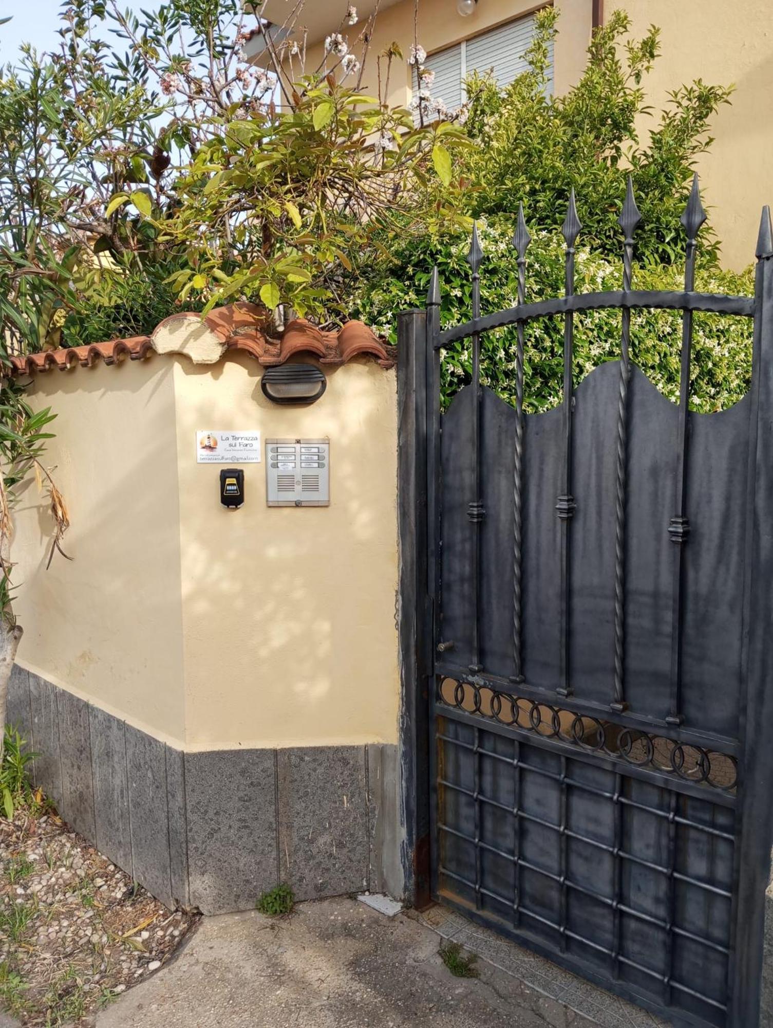La Terrazza Sul Faro Fiumicino Exterior foto