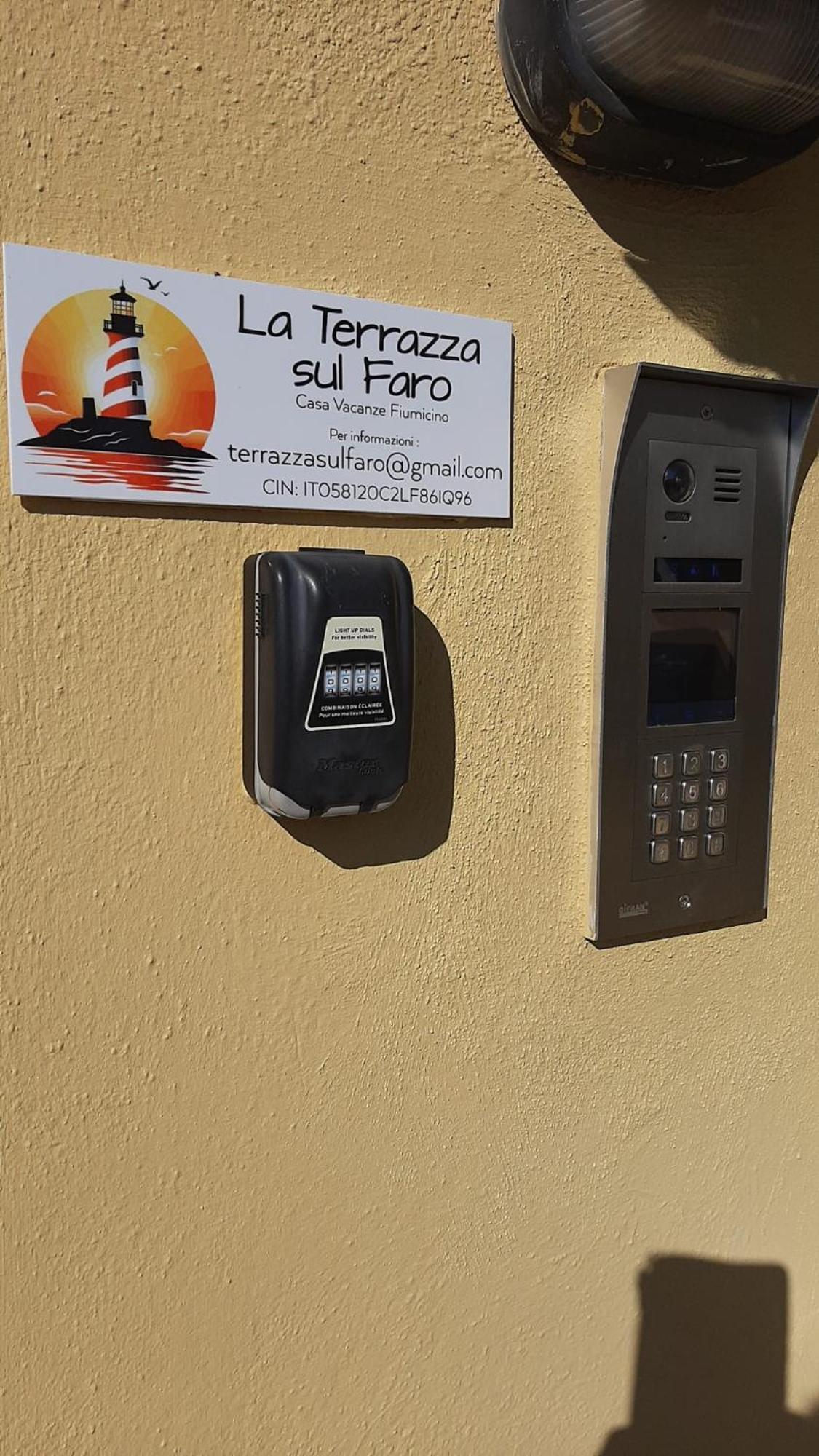 La Terrazza Sul Faro Fiumicino Exterior foto